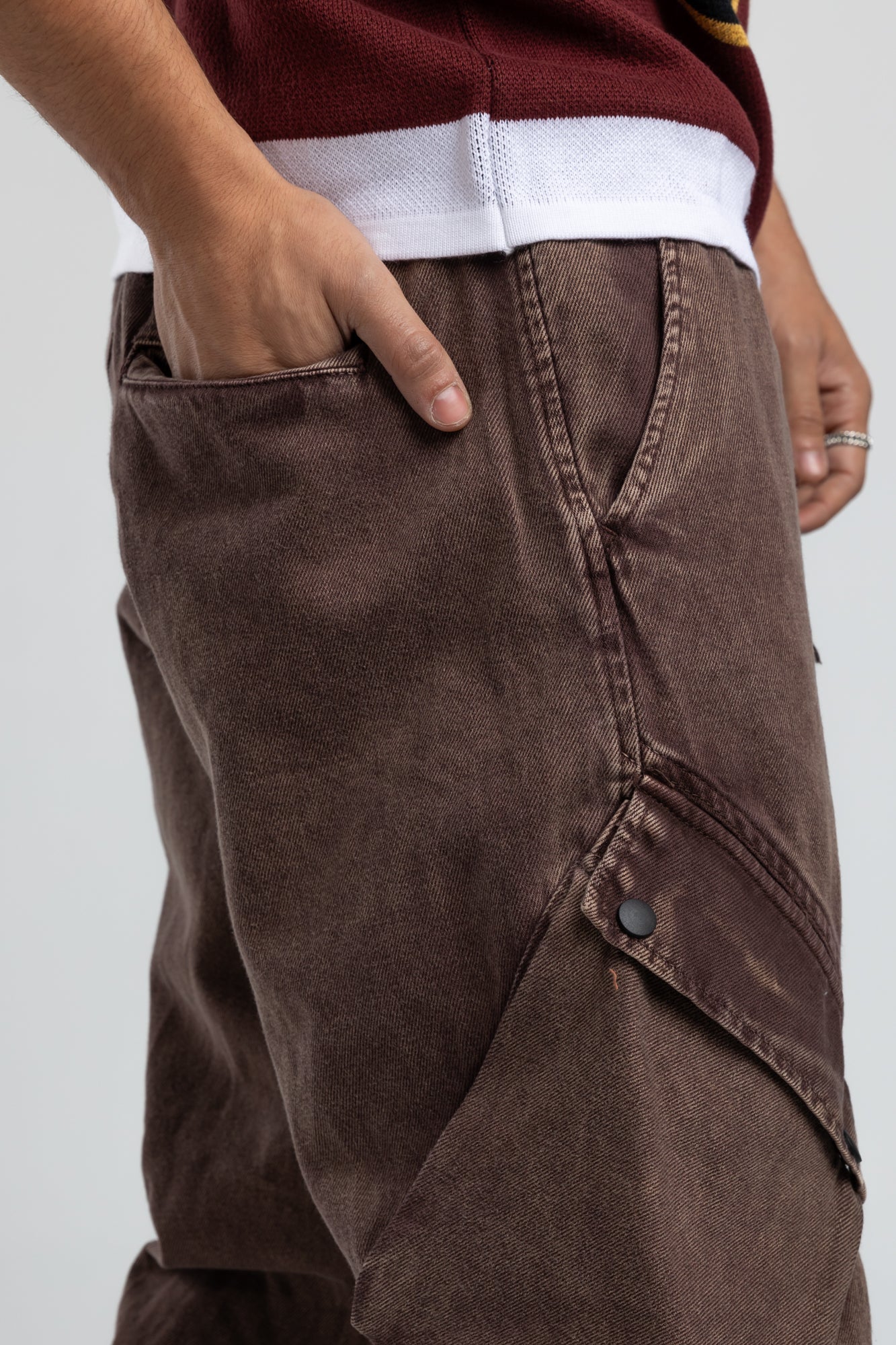 regular fit cargo jeans - 2051