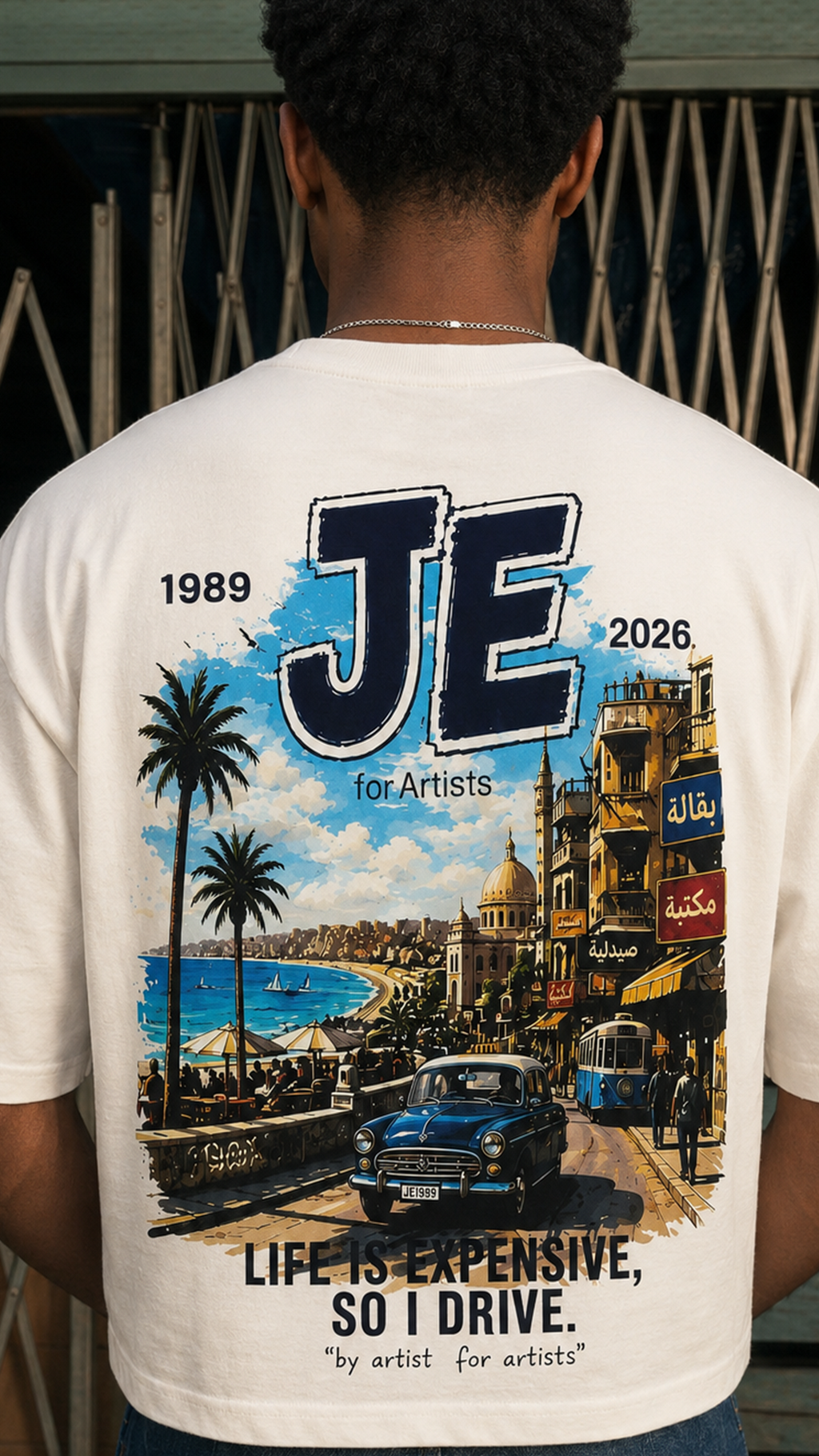 CONTRASTING PRINT T-SHIRT