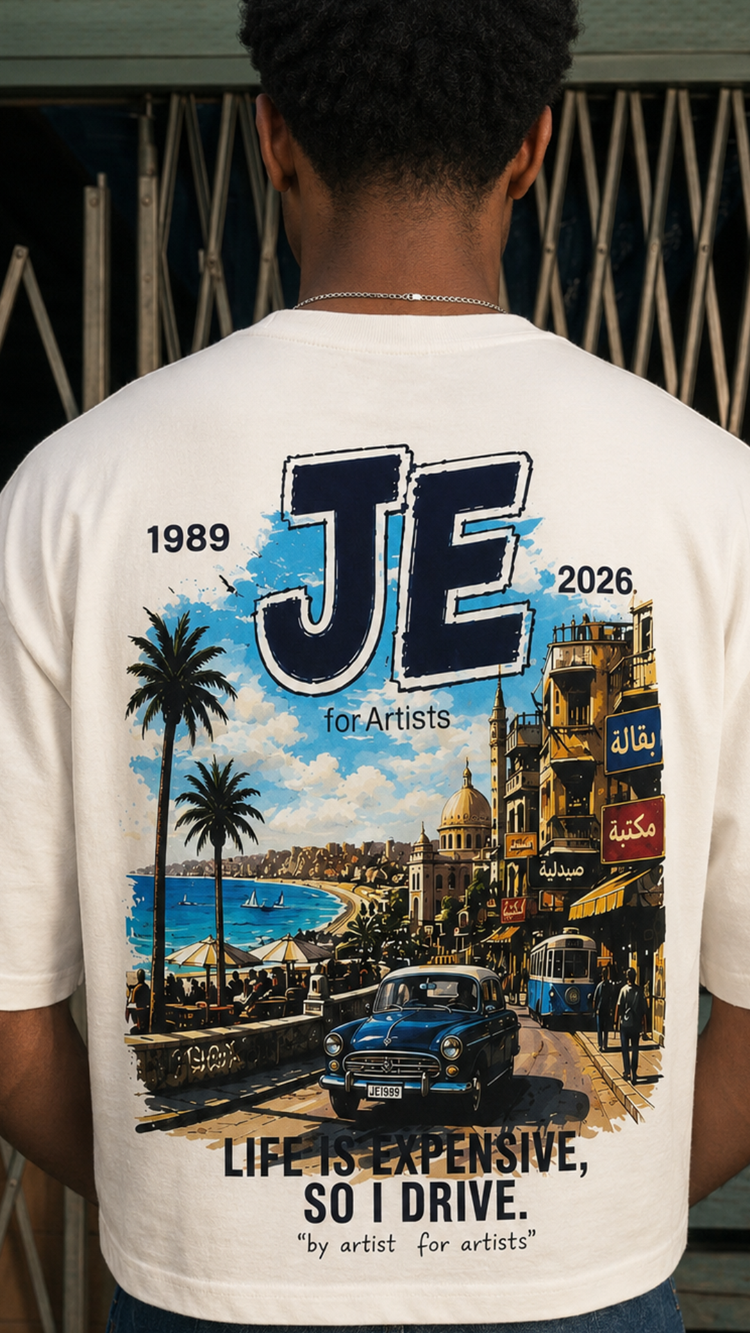 CONTRASTING PRINT T-SHIRT
