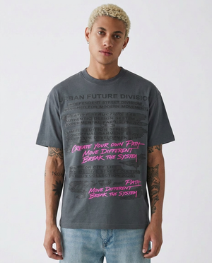 Contrasting text print t-shirt