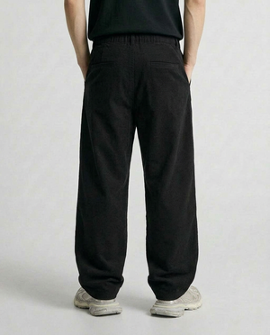 Relaxed Wide-Leg Pants