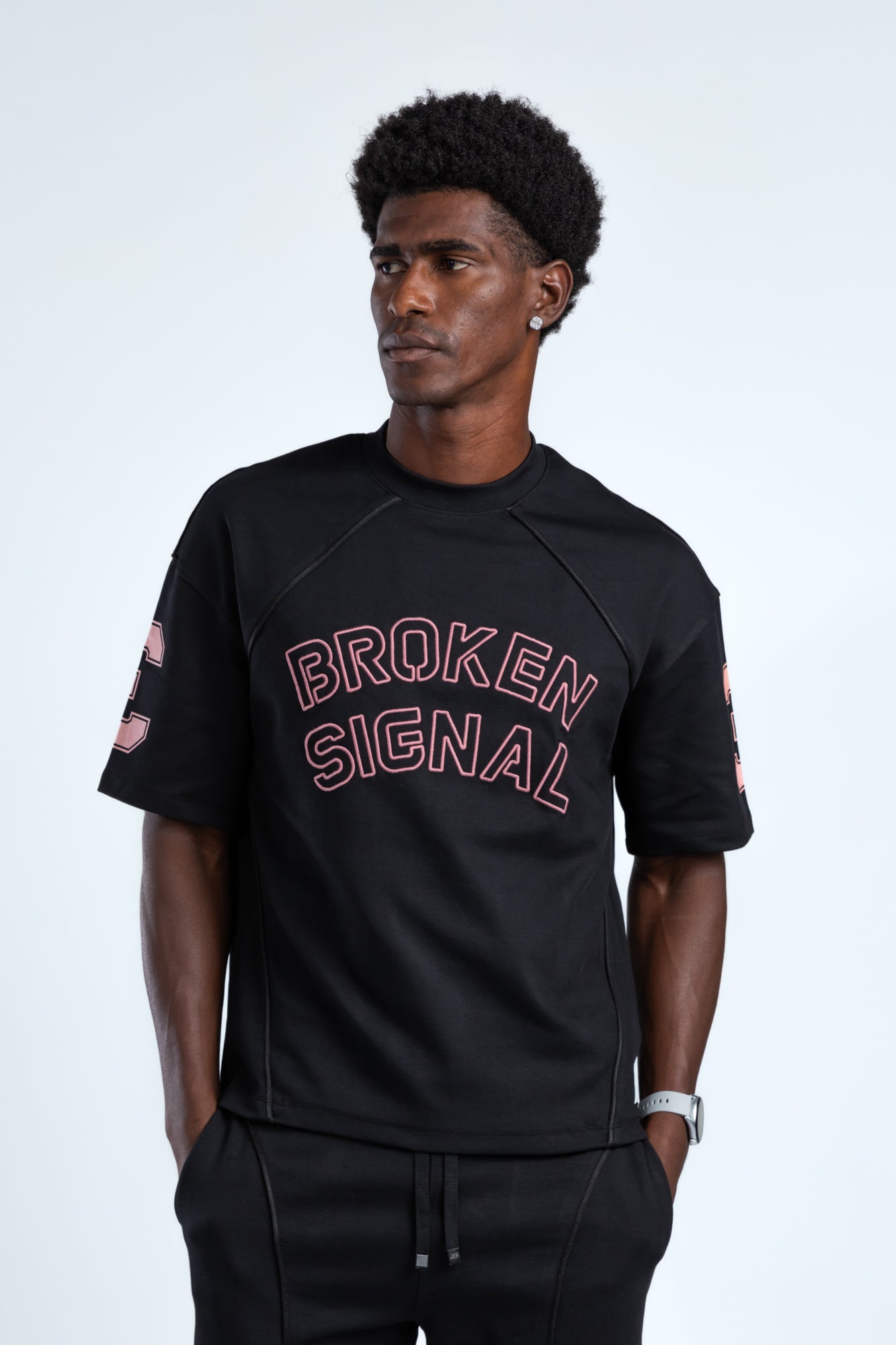 broken signal tee - 7664